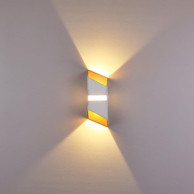 Lampada da parete moderna per esterni resistente alle intemperie con illuminazione led up & down